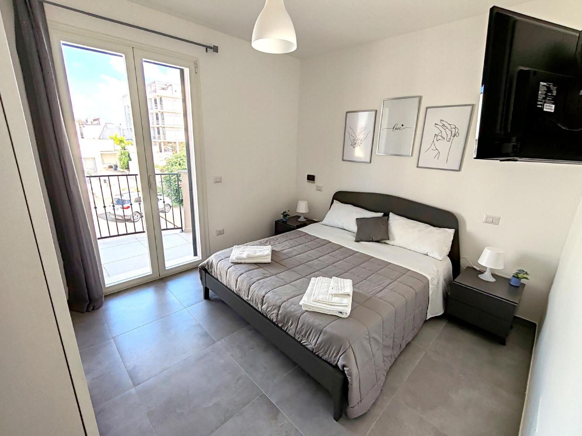 La Dama Di Loto Apartment Lecce Luaran gambar