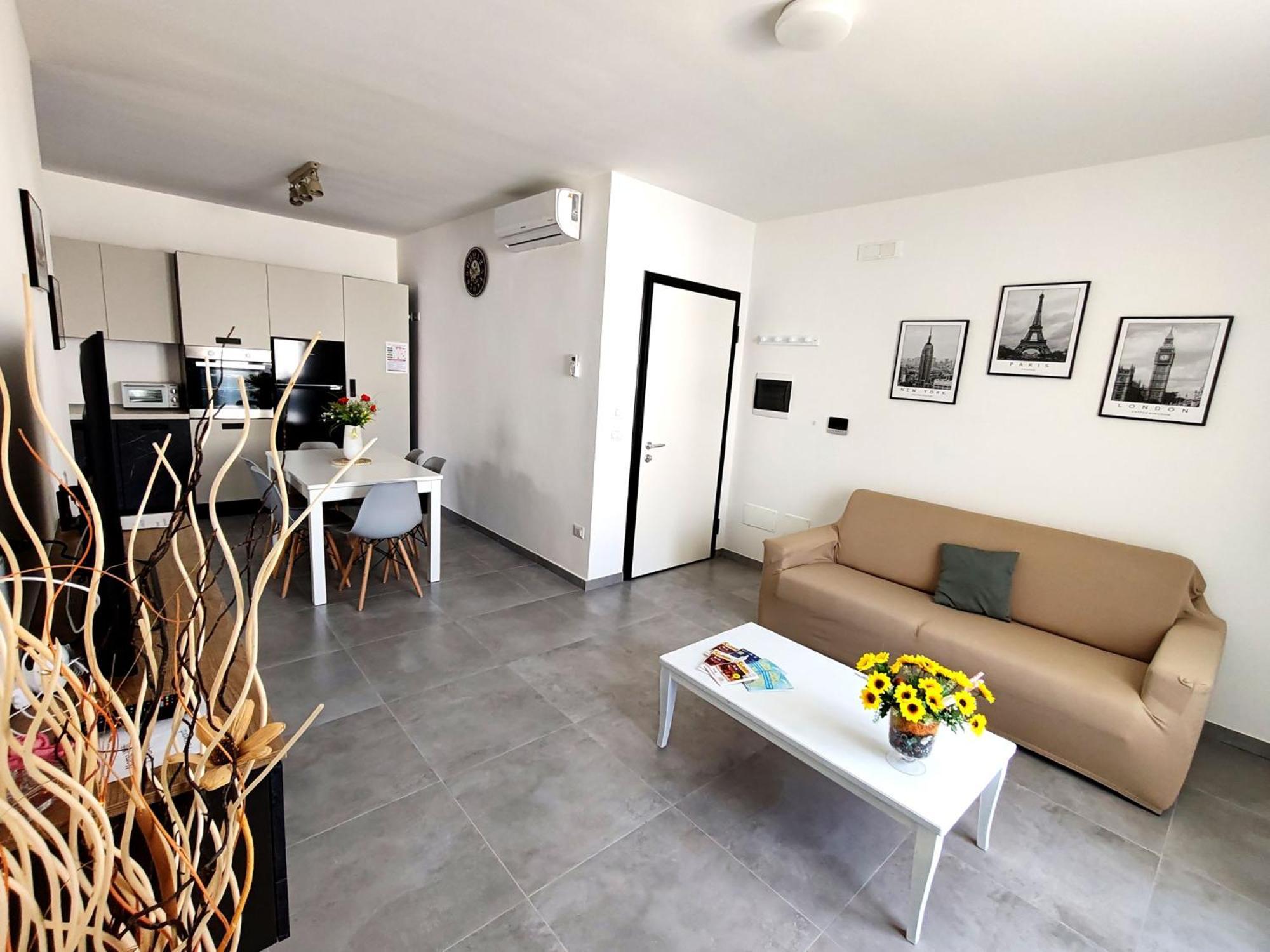 La Dama Di Loto Apartment Lecce Luaran gambar